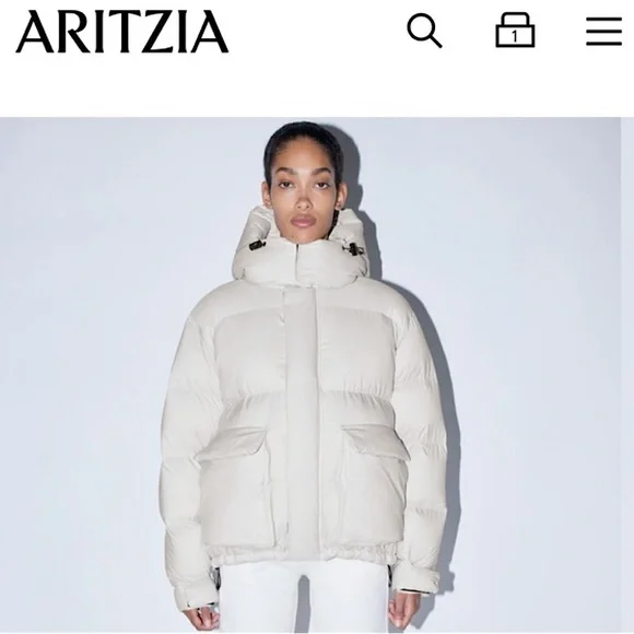 ARITZIA BLACK Super Duper Puff - Picture 1 of 15